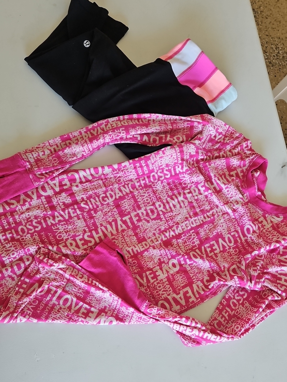 Lululemon Top And Bottoms Set